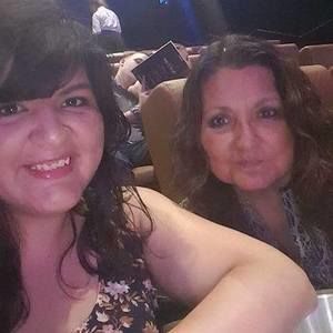 Meet your Posher, Roxana